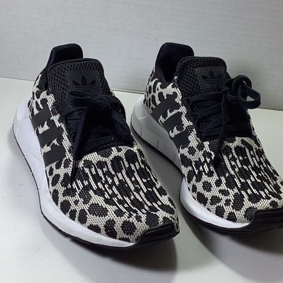 adidas Swift Run Raw White/Core Black/Carbon - Picture 4 of 7